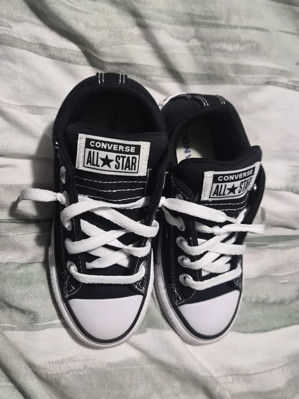 Converse Kids' Chuck Taylor All Star Low Top Sneakers - Black/White